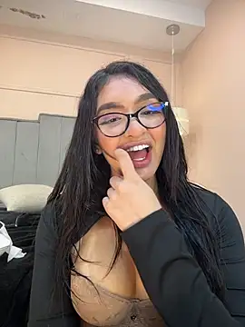 Chat +18 de jenn_fit ao vivo