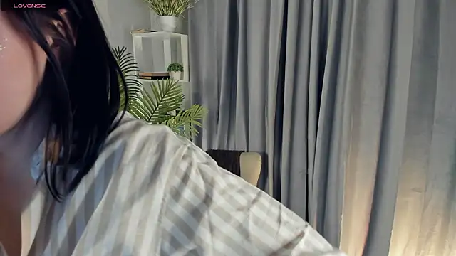 AlisonBallekのウェブカメラショー