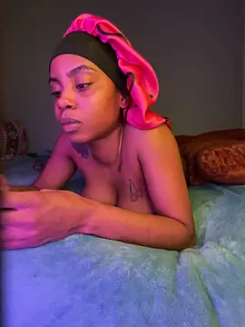 دردشة TheRealOshunQueen الجنسية المباشرة