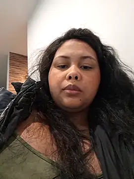 Alessandraa- Chat XXX in diretta