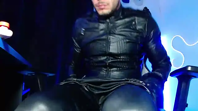 sebastian_horny Adlı Modelin Canlı XXX Sohbeti