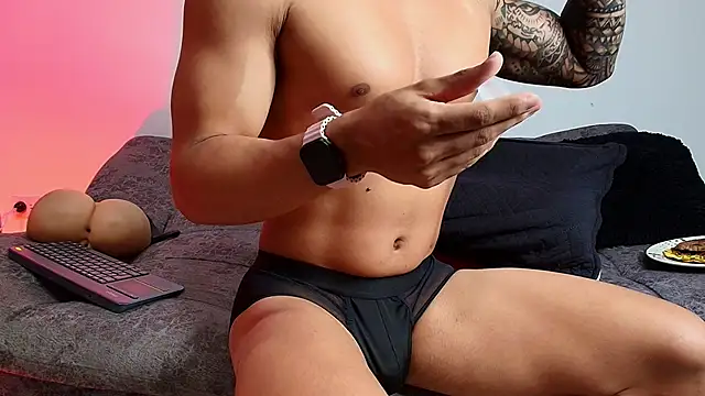 BrayaanFit Chat XXX in diretta