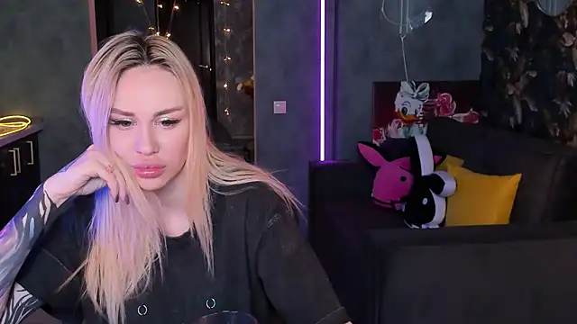 Blckmirrorr 现场XXX聊天