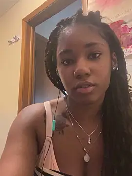 Show de Ebonythroat777 na webcam