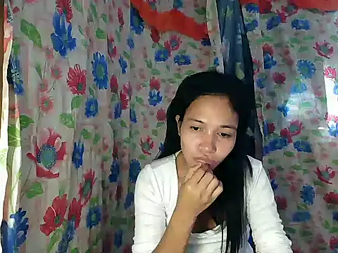 Chatroom XXX en direct de PinaySkinnyGirl