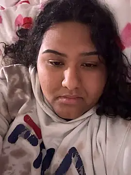 Angeliccreamyrican Adlı Modelin Canlı XXX Sohbeti