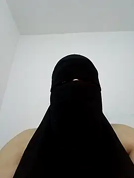 Sara-Biala Adlı Modelin Canlı XXX Sohbeti