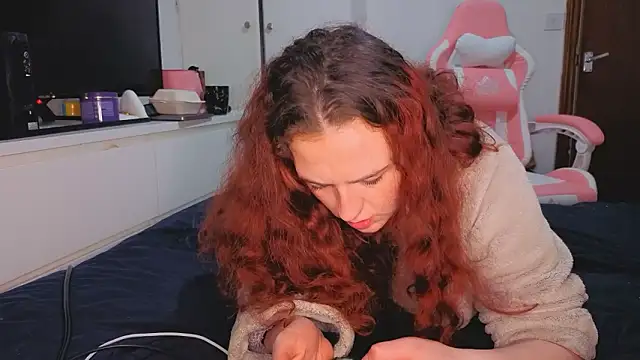 دردشة ENGLISHEMILY_69 الجنسية المباشرة