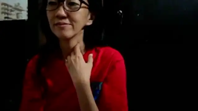 sexyCitty Adlı Modelin Canlı XXX Sohbeti