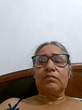 Czat XXX na żywo – _candi