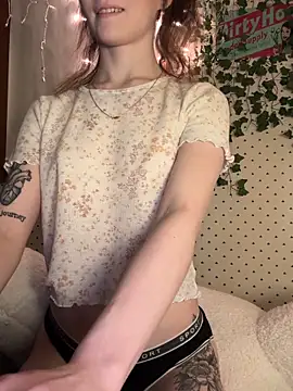 dreamteemergirl Show Webcam