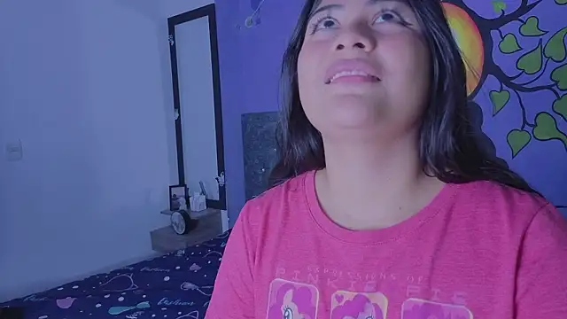 Chat +18 de BadKittyy ao vivo