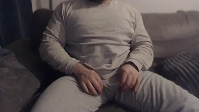 hugemachohandsome: онлайн-секс-чат