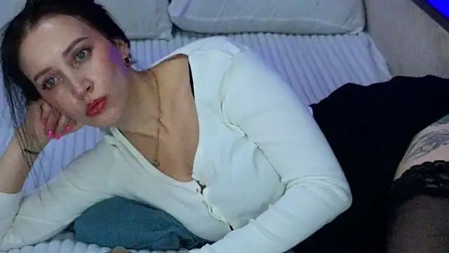 MonicaSweetx Live XXX-chat