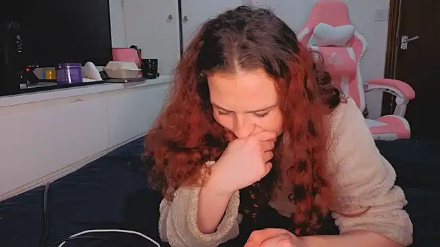 ENGLISHEMILY_69 Chat XXX in diretta