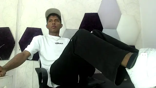 Mick_storm: онлайн-секс-чат