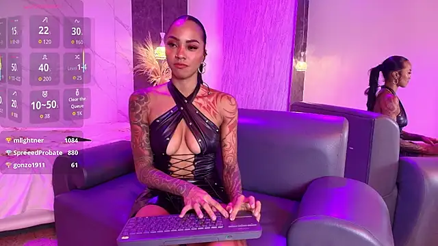 Czat XXX na żywo – LizStorm_