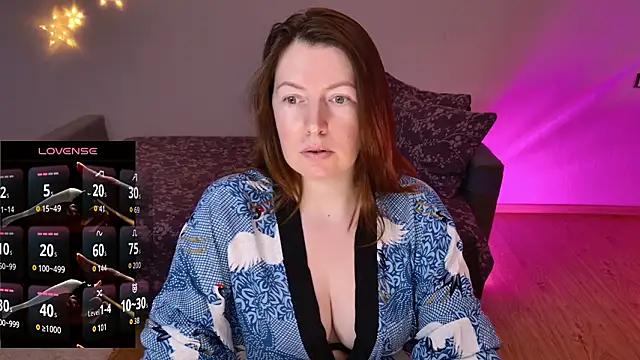 Chat XXX ao vivo de Kira_land