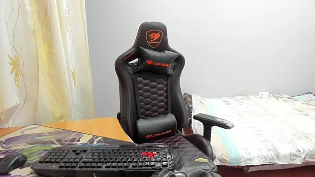 Chat XXX ao vivo de iliaskrislove