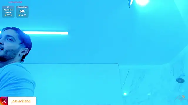 JossAckland Adlı Modelin Canlı XXX Sohbeti