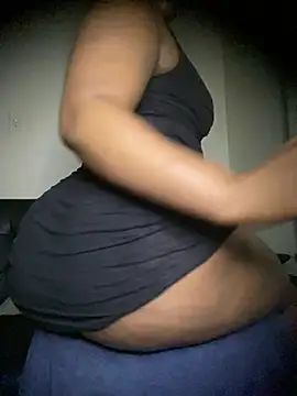 ShortieAngie95 Chat XXX in diretta