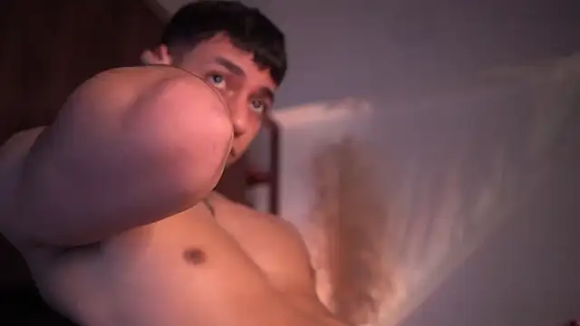 Josep_Davies 在線直播表演