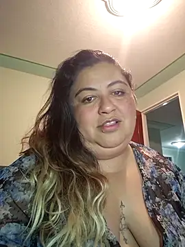 curvy_diva_'s Webcam Show