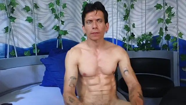 TheKing_39_'s Live XXX Chat