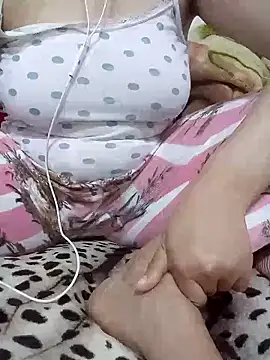 Bombamom Live XXX-chat