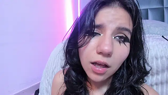 Chat XXX ao vivo de HollyPeach