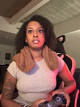 Your_Paris Live XXX-Chat