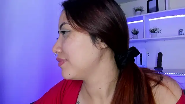 Saelivrae's Live XXX Chat