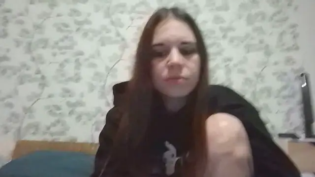 NyraLunaのウェブカメラショー