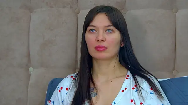 AlexandraBloom: онлайн-секс-чат