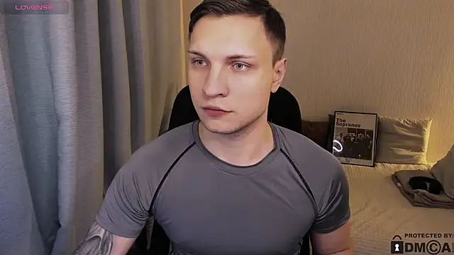 handsome_guy01: απευθείας συνομιλία ΧΧΧ