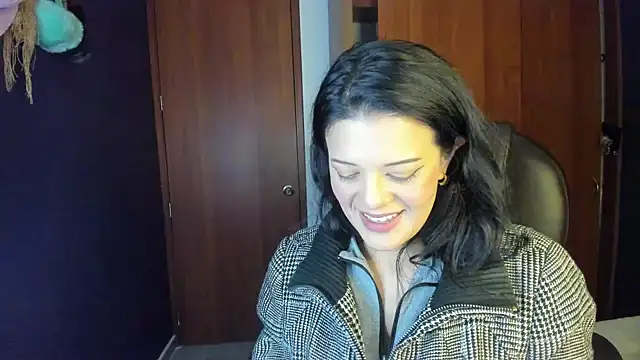 milufontier's Live XXX Chat