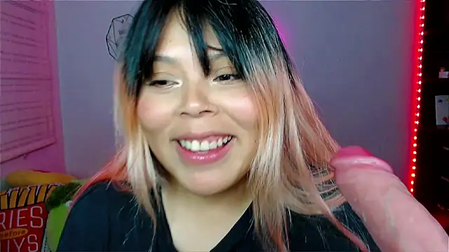 EllieMoonX Chat XXX live