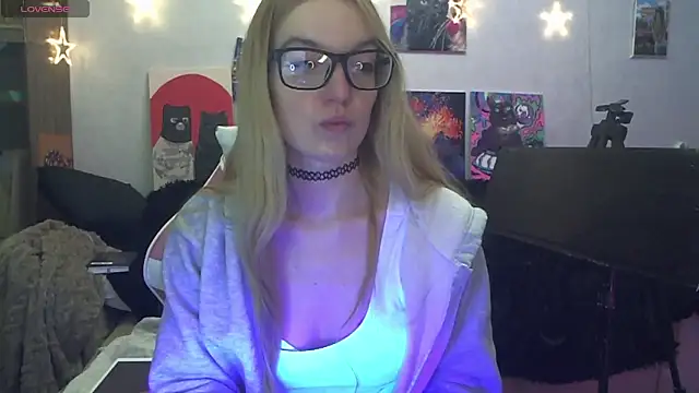 دردشة SecretSophia الجنسية المباشرة