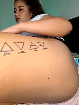 دردشة curly_girl_31 الجنسية المباشرة