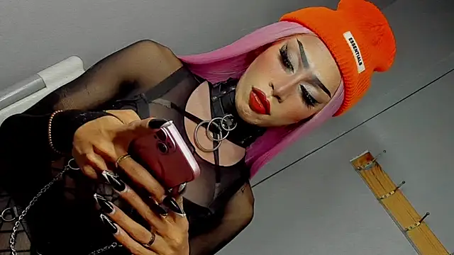 XXX chat uživo modela anitacruise