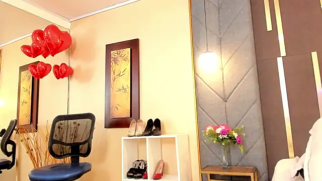 OliviGrace 现场XXX聊天