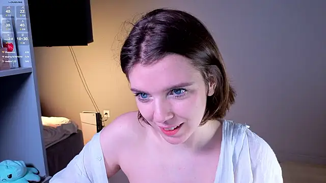 PollyRouge__ élő XXX-chatje