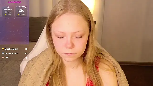 AudreyRossy: απευθείας συνομιλία ΧΧΧ