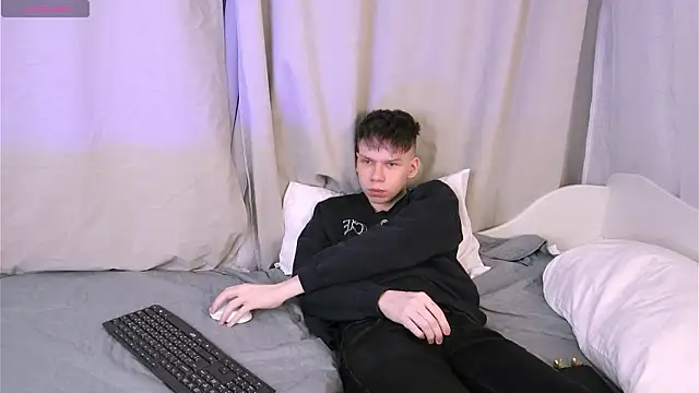 elliot_mars_ webcam show