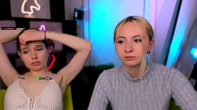 mila_glow1 élő XXX-chatje