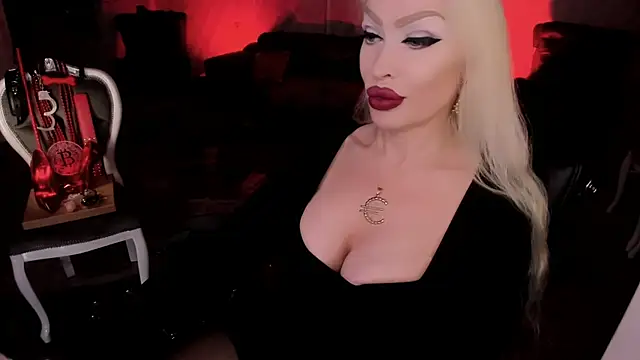 FinDomGodn Live XXX chat