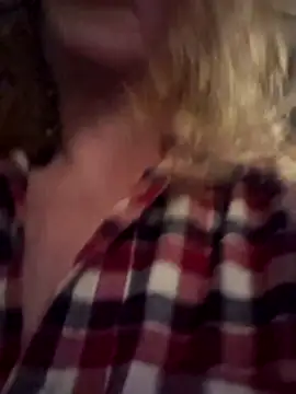 Chatroom XXX en direct de Lil_Layla_Jane