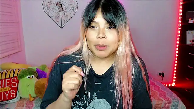 Онлайн чат XXX EllieMoonX