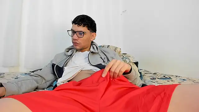 Diego-MonsalveのライブXXXチャット