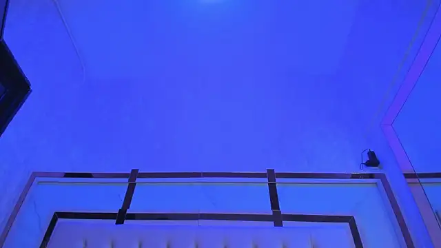 Cameron_Hearts' Live XXX Chat